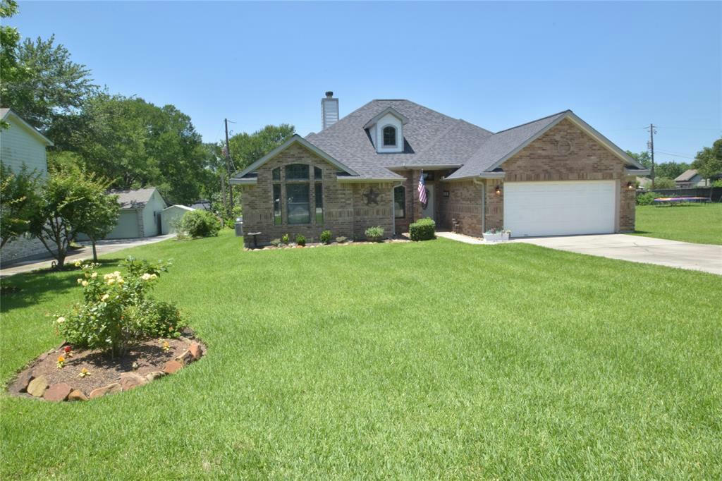 10469 VALLEY DR N, WILLIS, TX 77318, photo 1 of 46
