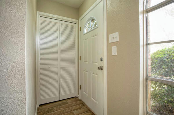 1556 SILVERPINES RD # 556, HOUSTON, TX 77062, photo 3 of 30