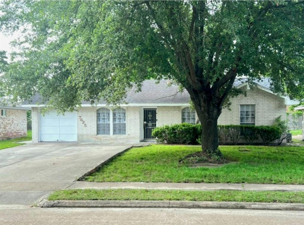 7625 PARKER RD, HOUSTON, TX 77016, photo 1 of 17