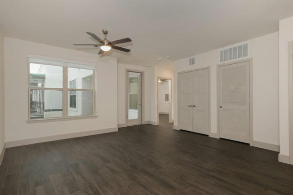 8900 SIX PINES DR APT 802, THE WOODLANDS, TX 77380, photo 5 of 48
