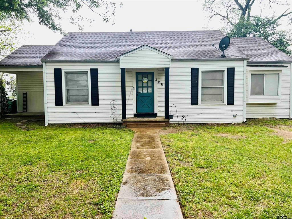 326 S COLLEGE ST, GRAPELAND, TX 75844, photo 1 of 12