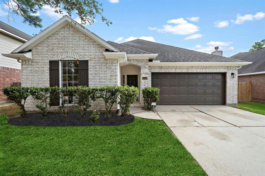 14514 RED TAILED HAWK LN, HOUSTON, TX 77044, photo 1 of 34
