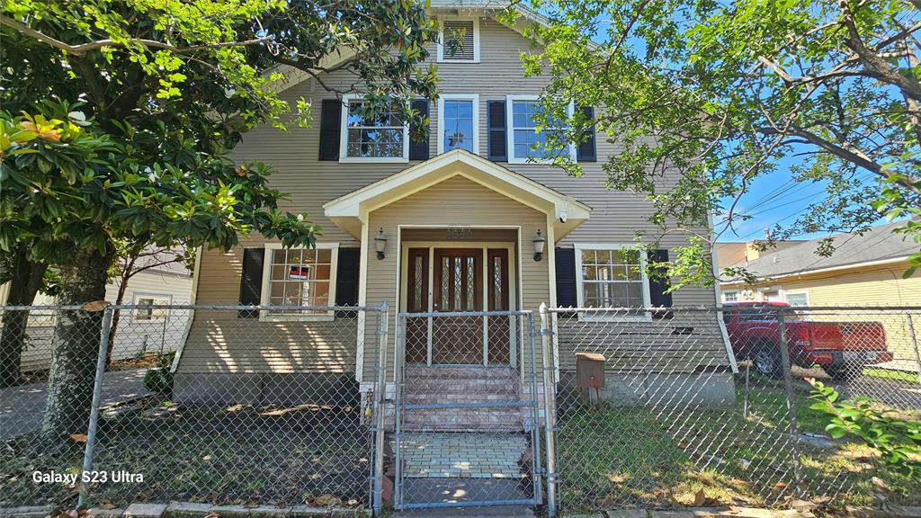 6930 AVENUE K, HOUSTON, TX 77011, photo 1 of 46