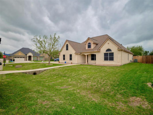 9726 HIGHLAND POINTE DR, NEEDVILLE, TX 77461, photo 4 of 50