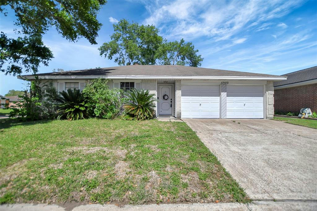 17103 COOPERS DRAW LN, FRIENDSWOOD, TX 77546, photo 1 of 26
