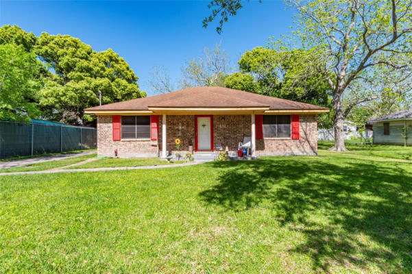 4811 1ST ST, BACLIFF, TX 77518 - Image 1