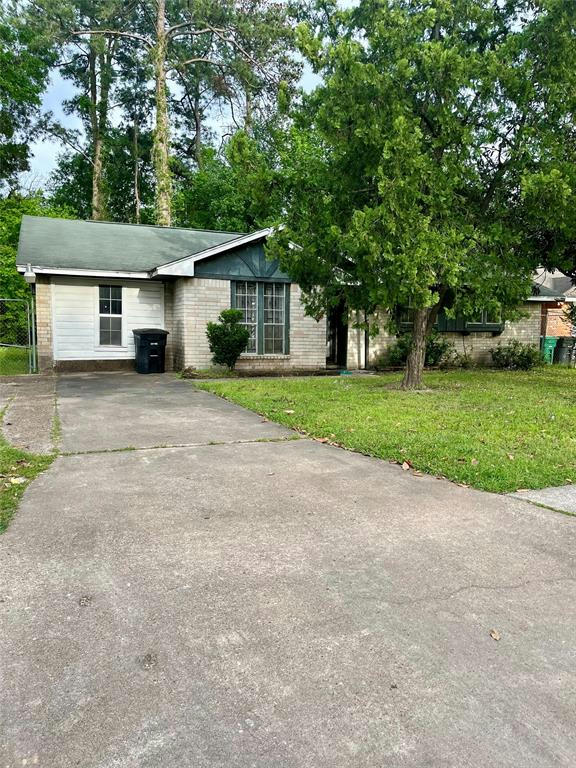 10926 CHEEVES DR, HOUSTON, TX 77016, photo 1 of 10