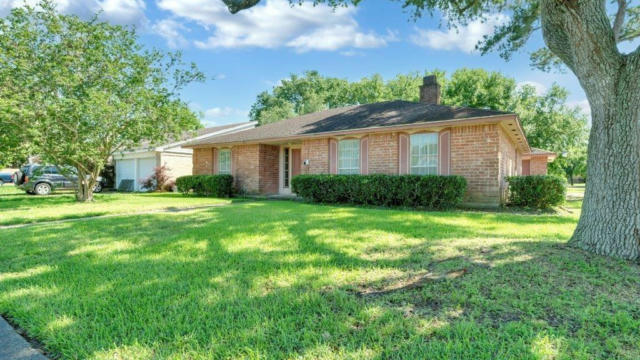 16502 FOREST BEND AVE, FRIENDSWOOD, TX 77546, photo 2 of 19